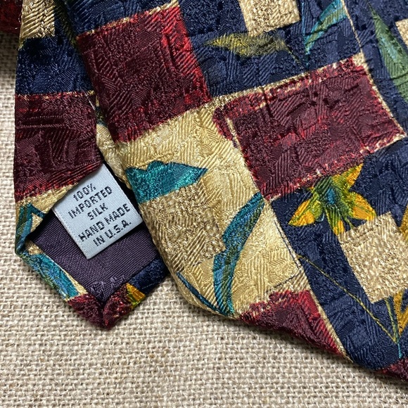 Aquascutum of London 100%silk vintage tie - Picture 2 of 10